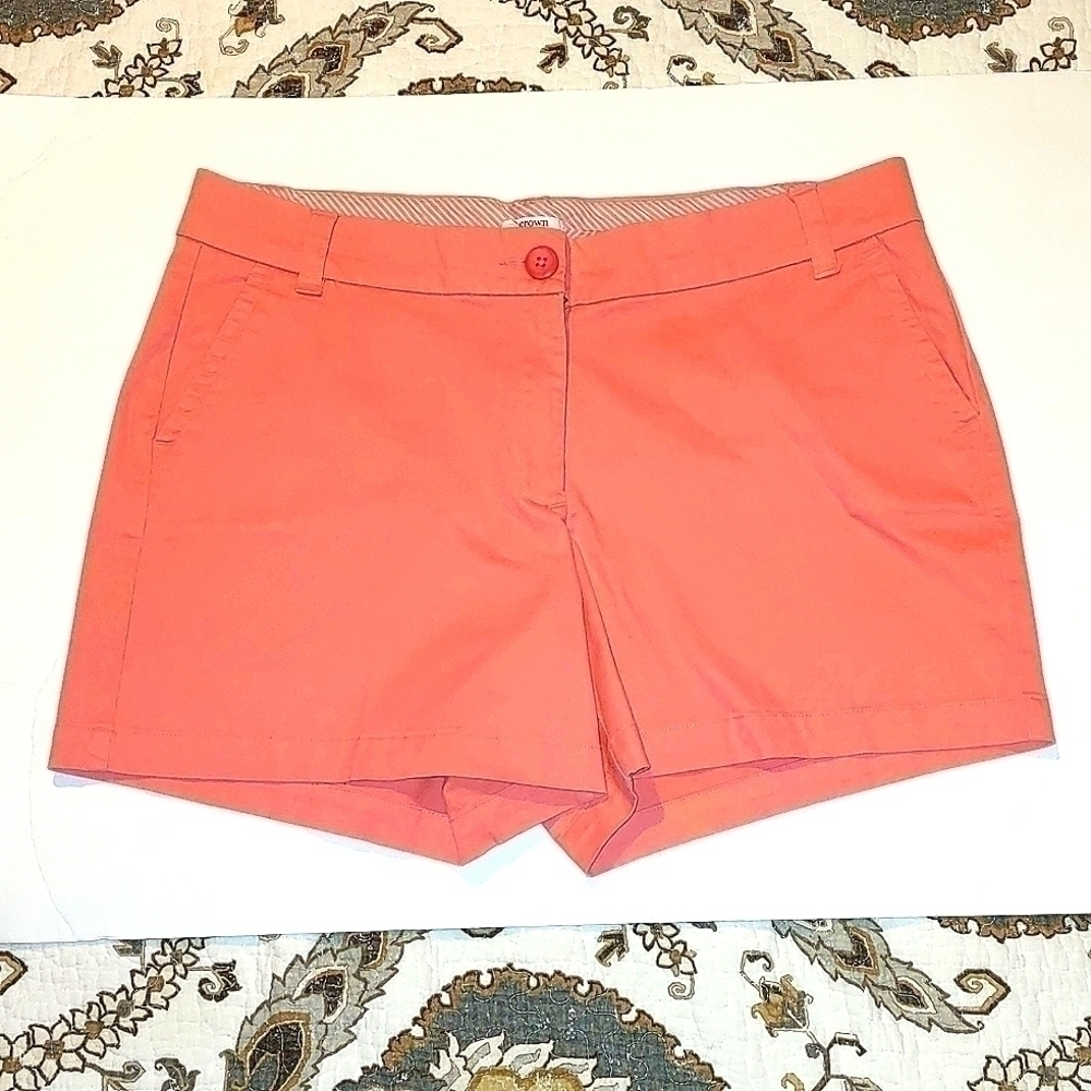 Crown & Ivy Peach colored Petite size shorts